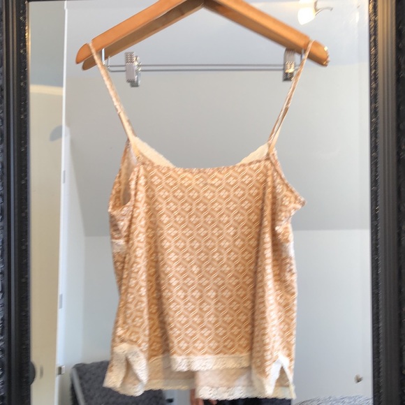 L Banana republic camisole - Picture 3 of 7